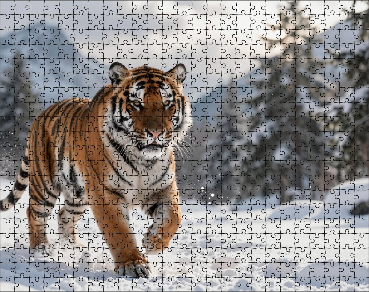 Fotopuzzel tijger 'Snowy Mountain Charge' | Liggend - Stukjes Geluk